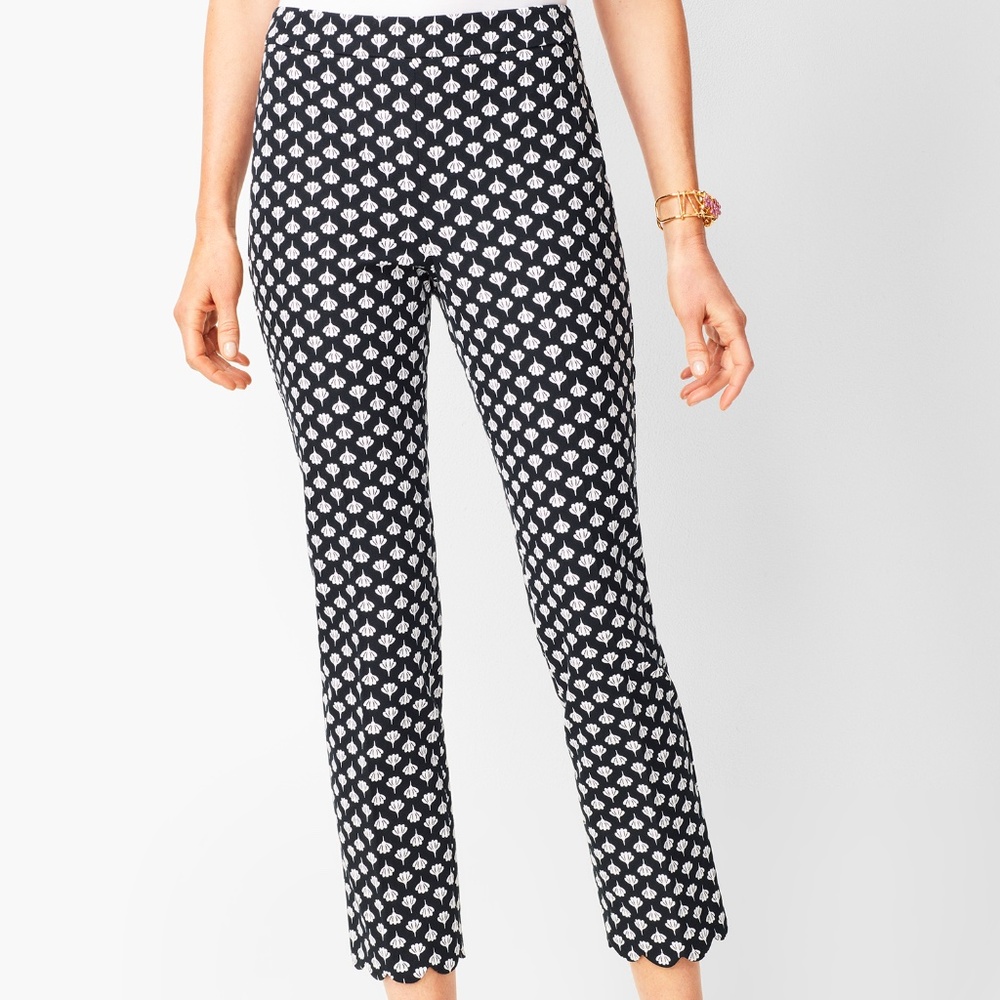 Talbots Chatham crop black and white print, size 6